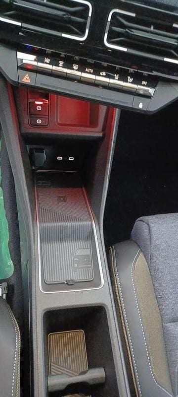 Gebraucht Renault 5 E-Tech Komfort 110 kW (150 PS) 2024 Popgreen Limousine