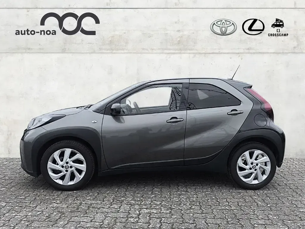 Gebraucht Toyota Aygo X 72 PS (52 kW) 2022 Grün SUV