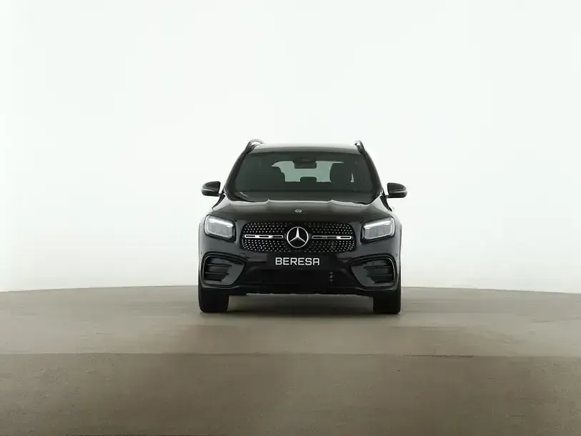 Gebraucht Mercedes GLB200 AMG 360 PS (264 kW) 2026 Schwarz SUV