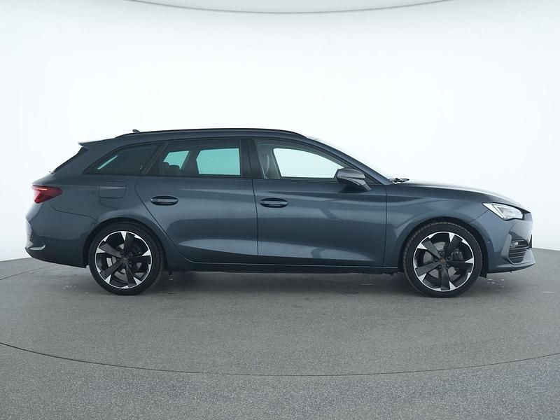 Second-hand Cupra Leon 150 CP (110 kW) 2023 Gri Break