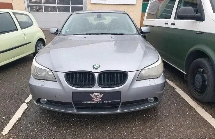 Gebraucht BMW 520 170 PS (125 kW) 2004 Silber Limousine