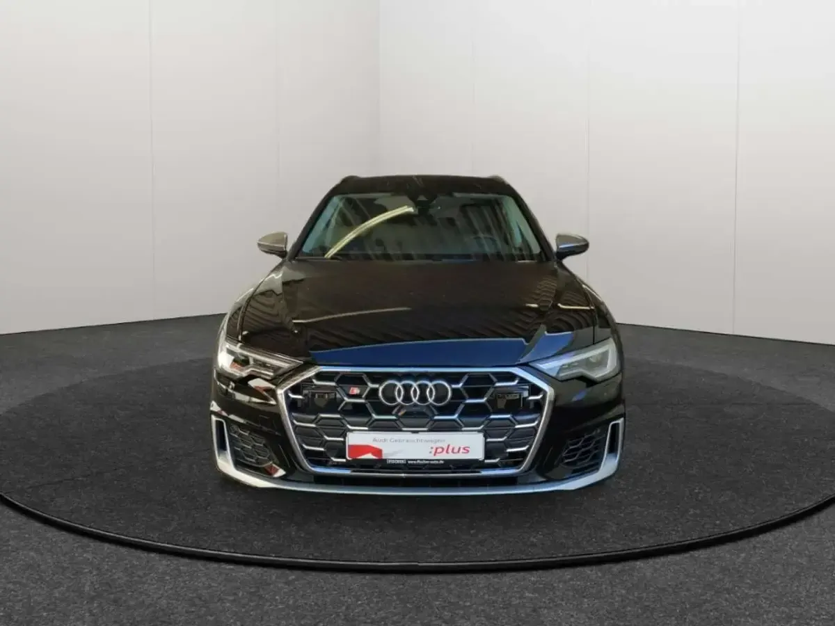 Używany Audi S6 Premium 344 KM (253 kW) 2025 Czarny Kombi