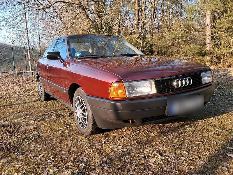 Second-hand Audi 80 70 CP (51 kW) 1990 Roșu Berlinǎ