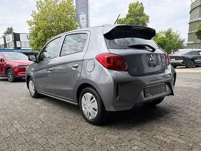 Gebraucht Mitsubishi Space Star Select 71 PS (52 kW) 2022 Grau Kleinwagen