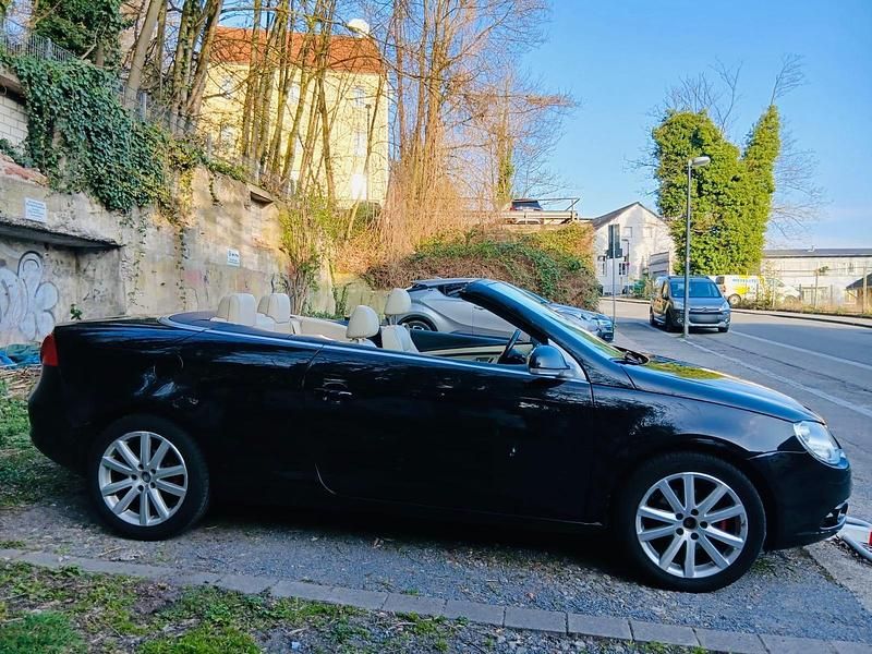 Gebraucht VW Eos 150 PS (110 kW) 2006 Schwarz Cabrio