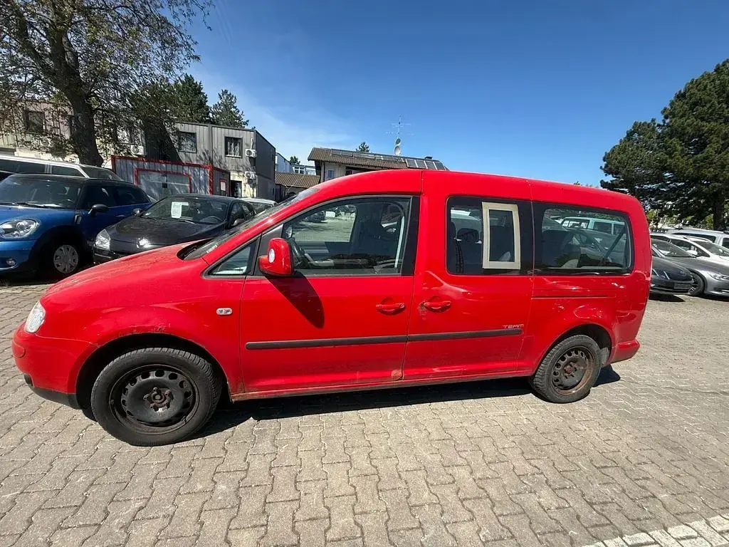 Gebraucht VW Caddy Life 105 PS (77 kW) 2010 Rot Van / Kleinbus