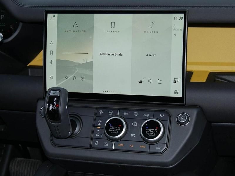 Neu Land Rover Defender 257 PS (189 kW) 2025 Żółty Limousine