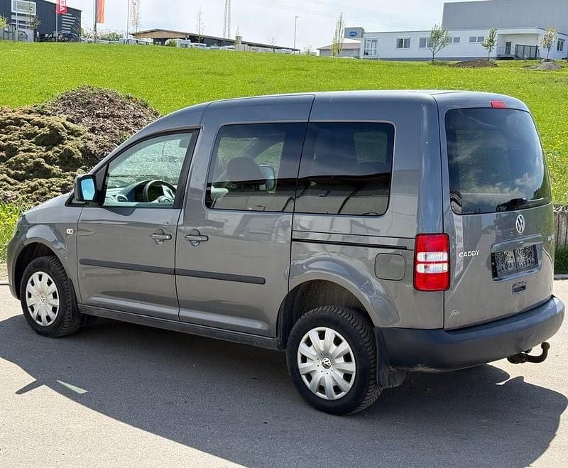 Second-hand VW Caddy 110 CP (80 kW) 2013 Gri Monovolum
