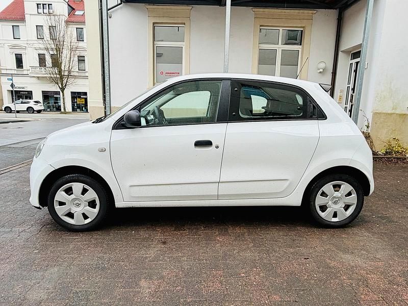 Gebraucht Renault Twingo 70 PS (51 kW) 2016 Weiß Kleinwagen
