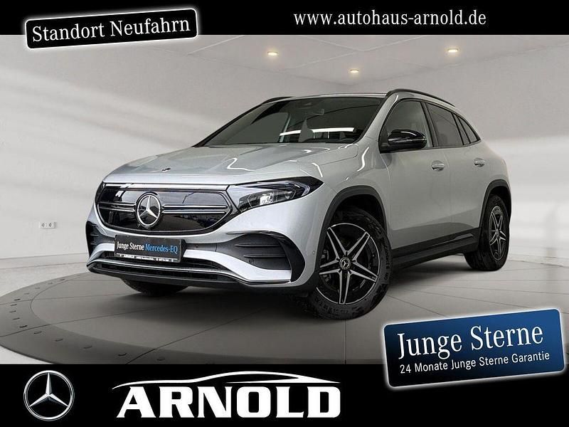 Iridiumsilber Gebraucht 2024 Mercedes EQA300 AMG line SUV | 35.450 € (Fairer Preis) - Bild 1/4