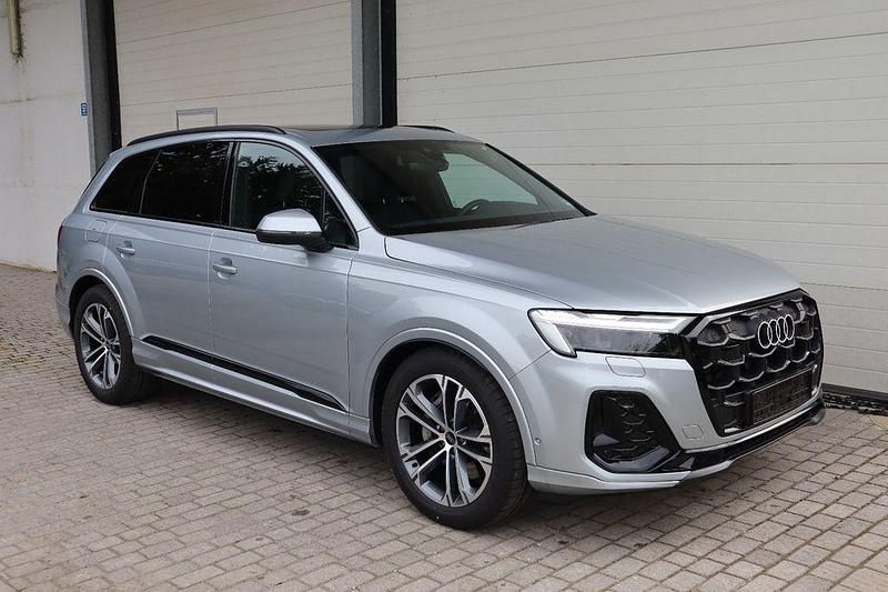Silber Gebraucht 2025 Audi Q7 S-Line SUV | 71.800 € (Superpreis) - Bild 1/4
