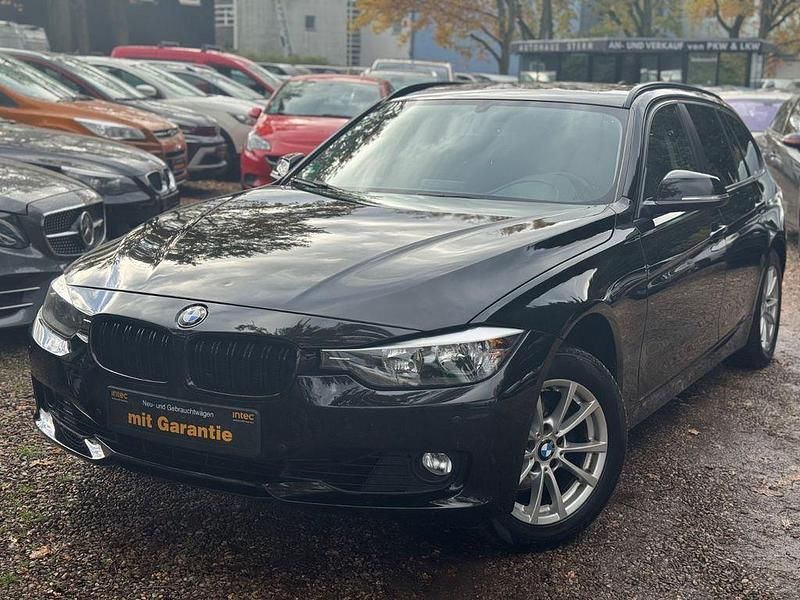 Gebraucht BMW 320 184 PS (135 kW) 2012 Schwarz Kombi