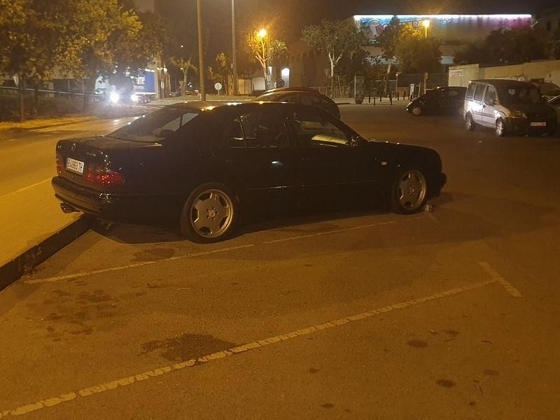 Schwarz Gebraucht 1997 Mercedes E50 AMG AMG Limousine | 7.300 € (Superpreis) - Bild 1/4