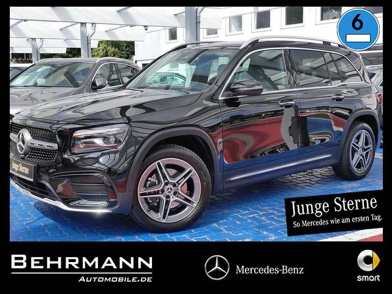 Unilack nachtschwarz Gebraucht 2024 Mercedes GLB200 AMG SUV | 44.890 € (Fairer Preis) - Bild 1/4
