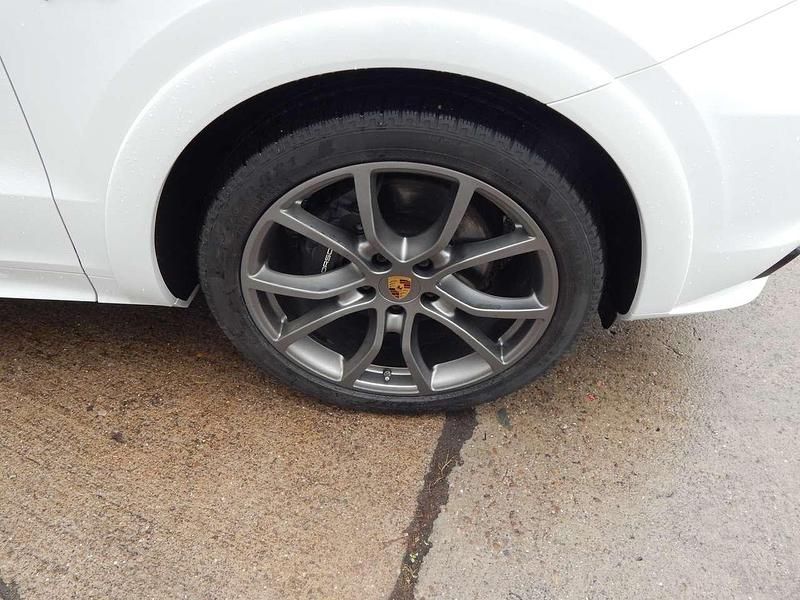 Gebraucht Porsche Cayenne 340 PS (250 kW) 2019 Weiß SUV