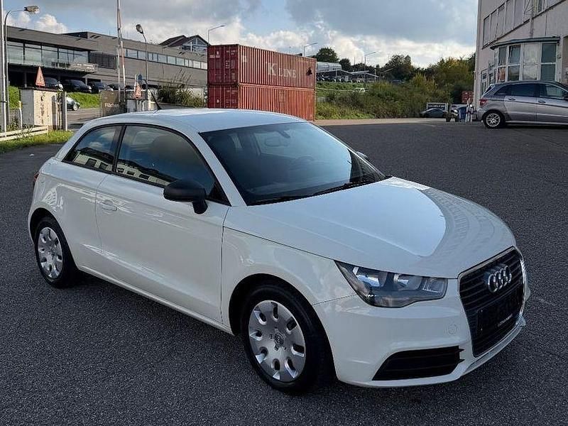 Weiß Gebraucht 2013 Audi A1 Attraction Kleinwagen | 7.990 € (Fairer Preis) - Bild 1/4