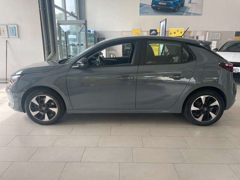 Gebraucht Opel Corsa-e Edition 100 kW (136 PS) 2024 Grafik grau Kleinwagen