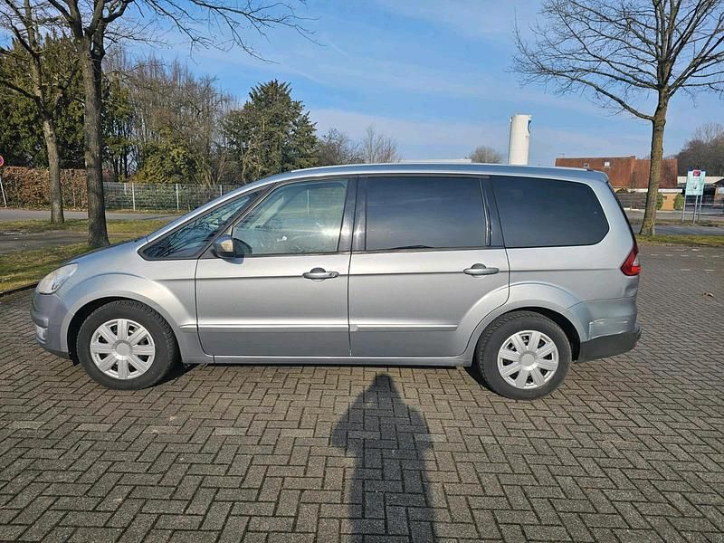 Gebraucht Ford Galaxy 140 PS (102 kW) 2008 Grau Van / Kleinbus