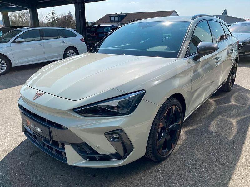 Nouă Cupra Leon 150 CP (110 kW) 2026 Gri Break
