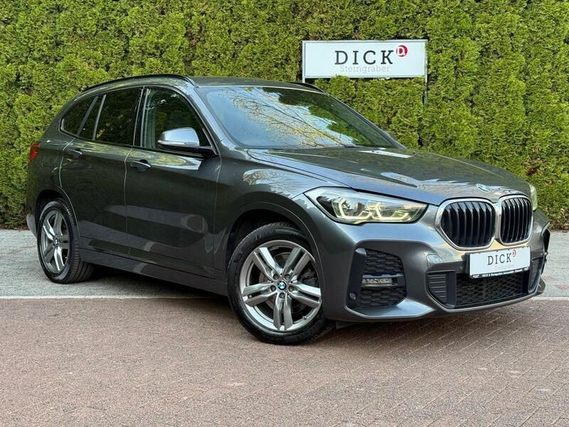 Grau Gebraucht 2020 BMW X1 M Sport SUV | 22.450 € (Fairer Preis) - Bild 1/4