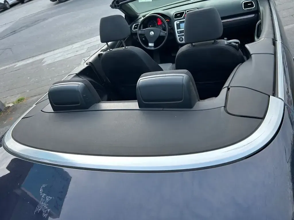 Second-hand VW Eos 140 CP (102 kW) 2008 Negru Cabrio