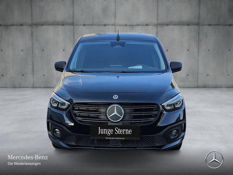 Gebraucht Mercedes eCitan 89 kW (122 PS) 2024 Schwarz Van / Kleinbus