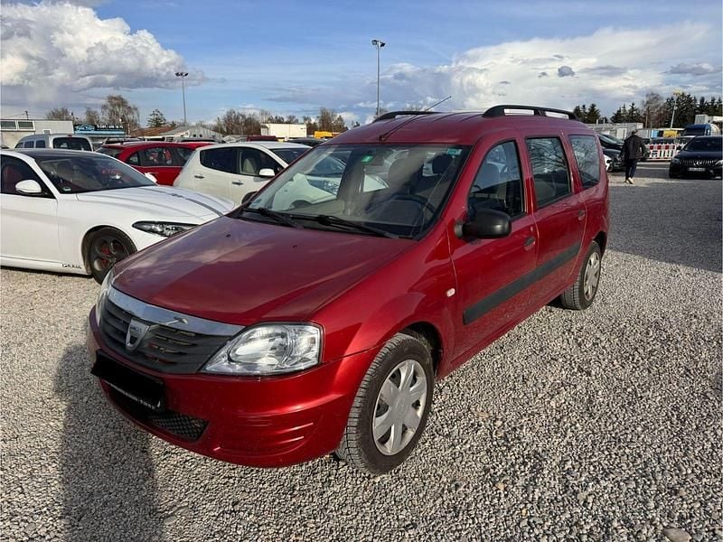 Gebraucht Dacia Logan MCV 75 PS (55 kW) 2011 Rot Kombi