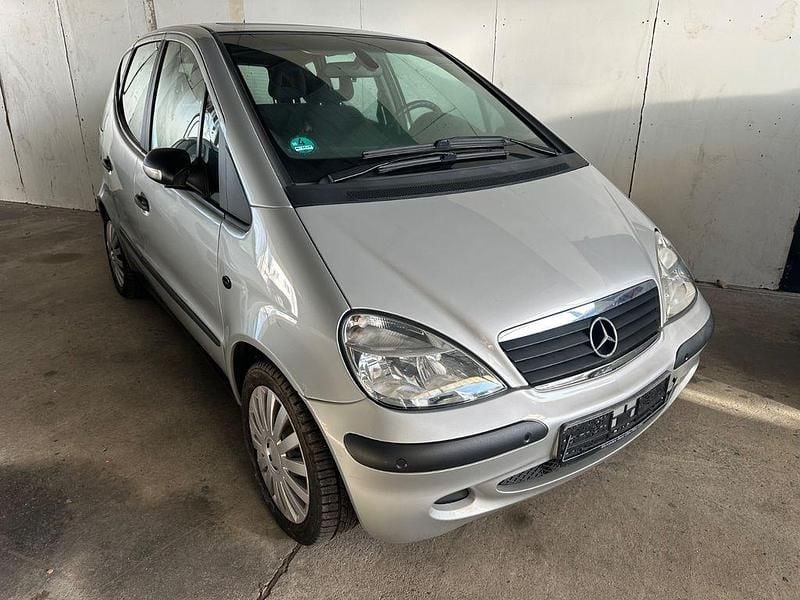 Gebraucht Mercedes A160 Avantgarde 102 PS (75 kW) 2003 Silber Limousine