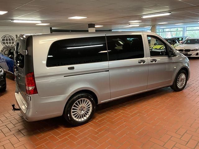 Gebraucht Mercedes Vito 190 PS (139 kW) 2025 Silber Van