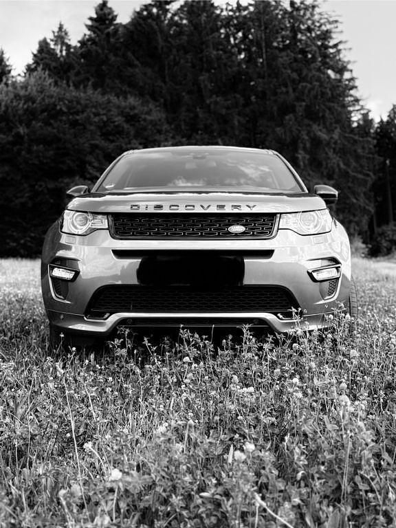 Grau Gebraucht 2017 Land Rover Discovery Sport SUV | 22.500 € (Teuer) - Bild 1/4