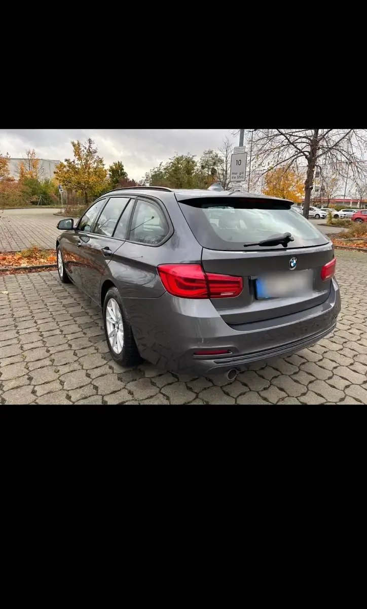Gebraucht BMW 318 136 PS (100 kW) 2018 Grau Kombi