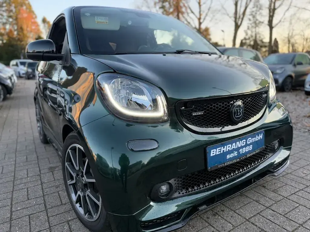 Gebraucht Smart ForTwo Coupé Brabus 90 PS (66 kW) 2018 Grün Coupé