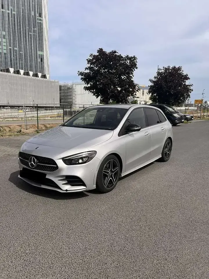 Gebraucht Mercedes B220 AMG line 190 PS (139 kW) 2020 Grau Kleinwagen