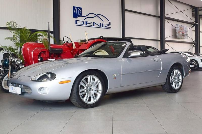 Gebraucht Jaguar XKR 404 PS (297 kW) 2002 Silber Cabrio