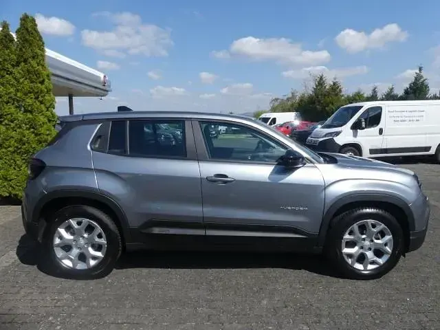 Gebraucht Jeep Avenger Altitude 101 PS (74 kW) 2024 Granite grey metallic (grau) SUV