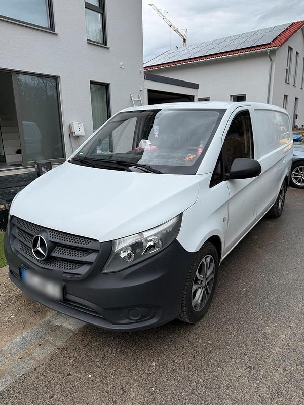 Gebraucht Mercedes Vito 114 PS (83 kW) 2015 Weiß Van