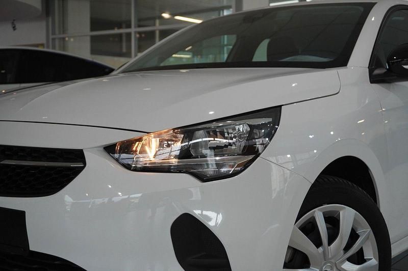 Gebraucht Opel Corsa-e Edition 100 kW (136 PS) 2023 Schneeweiß Kleinwagen