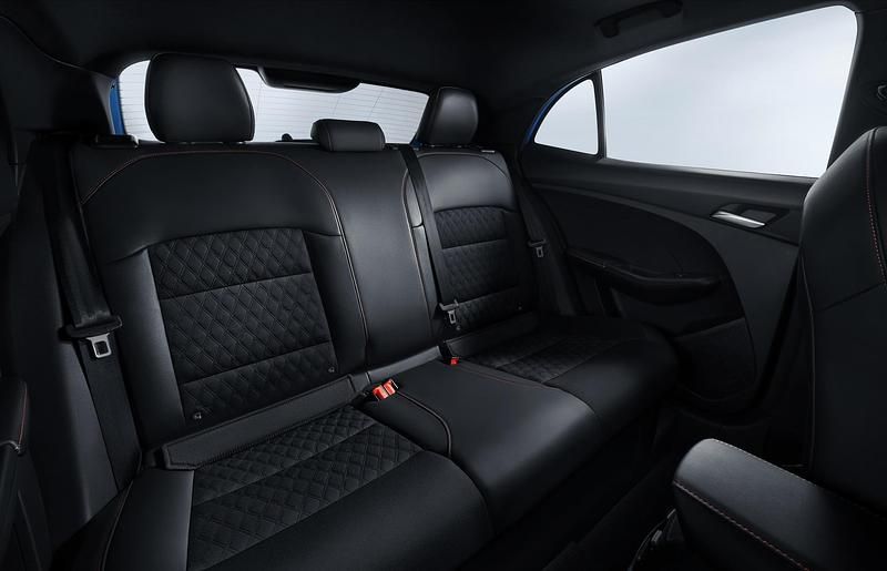 Neu MG MG3 194 PS (142 kW) 2025 Como blue Kleinwagen