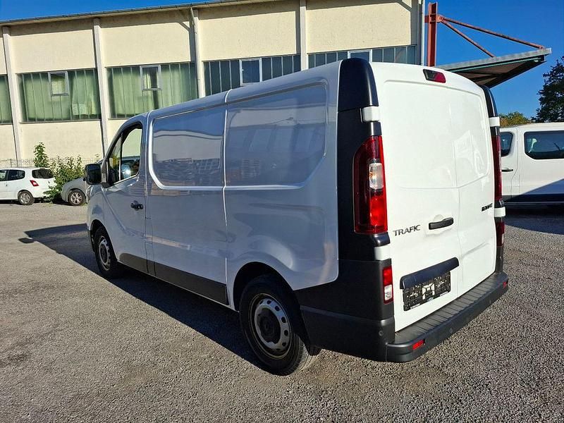 Gebraucht Renault Trafic 150 PS (110 kW) 2022 Weiß Van / Kleinbus