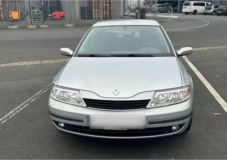 Gebraucht Renault Laguna II 120 PS (88 kW) 2003 Silber Limousine