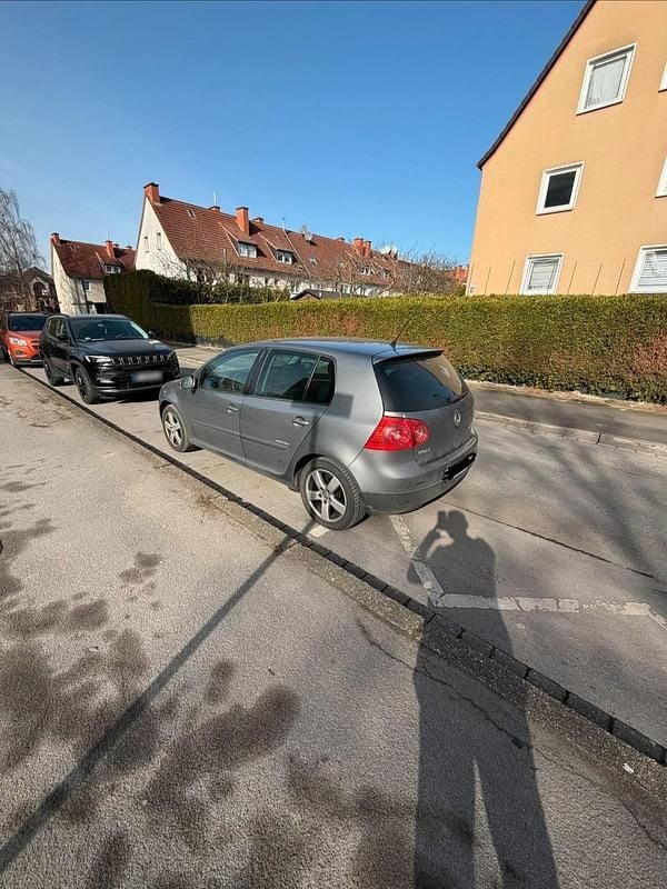 Gebraucht VW Golf VI 140 PS (102 kW) 2008 Grau Kleinwagen