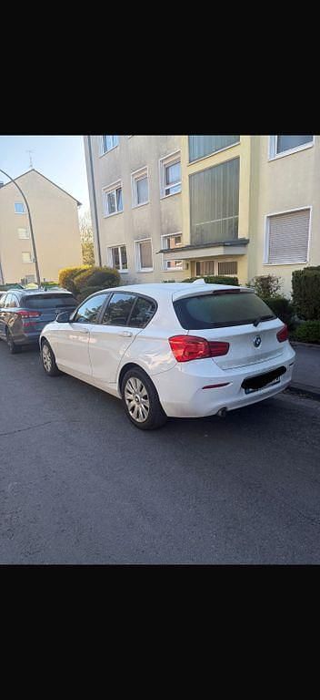 Gebraucht BMW 116 116 PS (85 kW) 2018 Weiß Kleinwagen