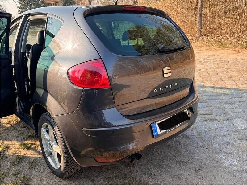 Gebraucht Seat Altea Stylance 140 PS (102 kW) 2006 Grau Van / Kleinbus
