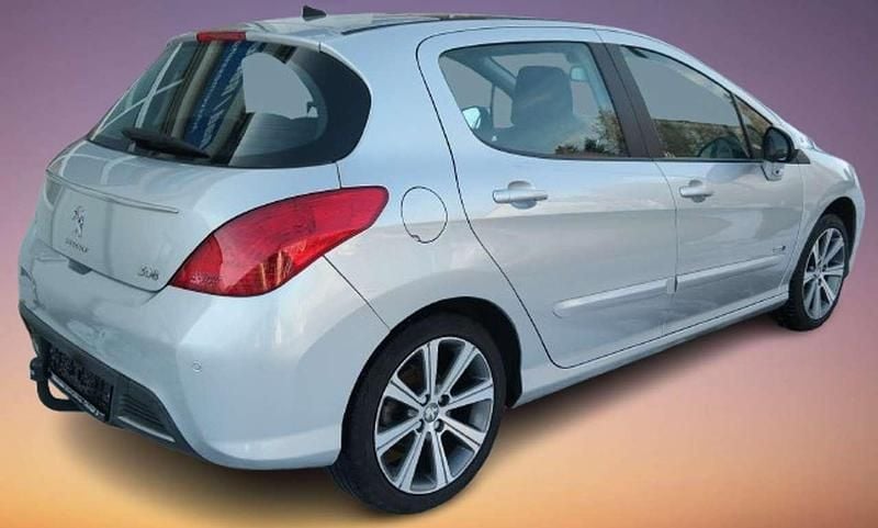 Gebraucht Peugeot 308 SW Style 120 PS (88 kW) 2013 Silber Kombi