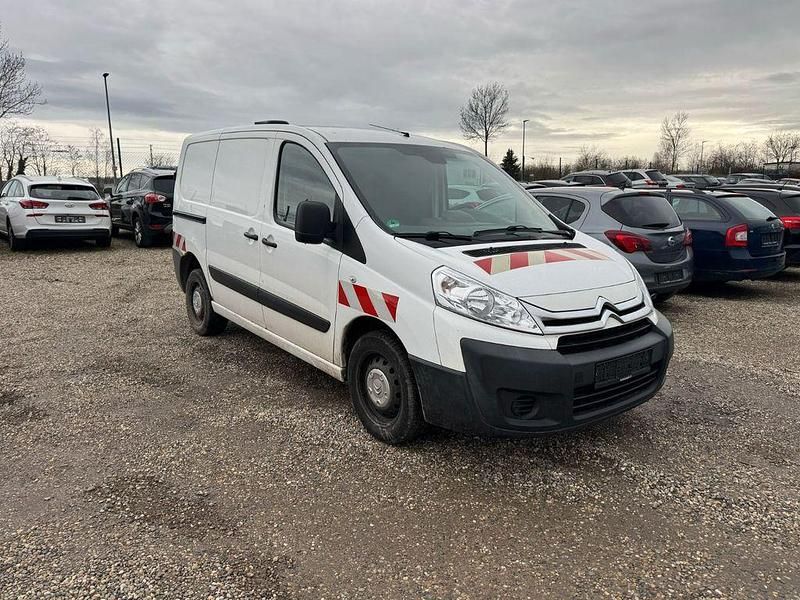 Weiß Gebraucht 2016 Citroën Jumpy Van / Kleinbus | 5.300 € (Guter Preis) - Bild 1/4