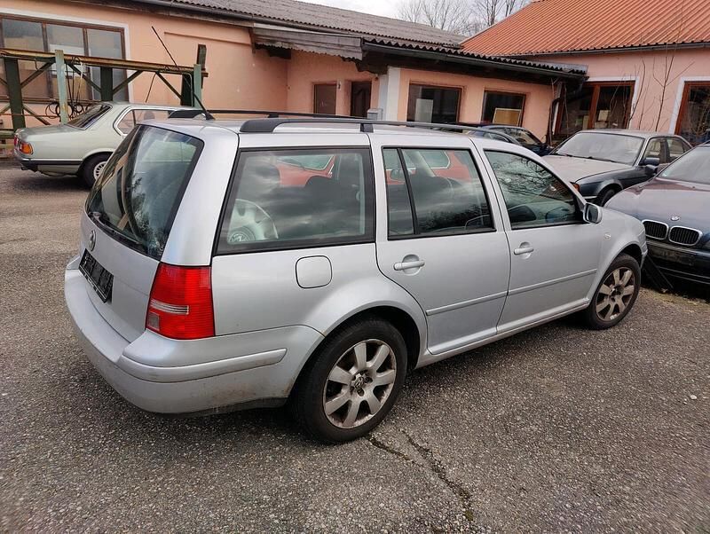 Gebraucht VW Golf IV Pacific 105 PS (77 kW) 2004 Silber Kombi