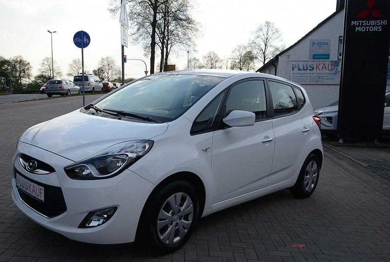 Gebraucht Hyundai ix20 Edition 125 PS (91 kW) 2015 Weiß Kleinwagen
