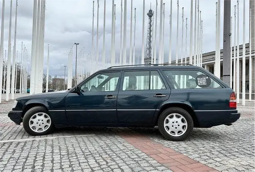 Gebraucht Mercedes E320 220 PS (161 kW) 1996 Kombi