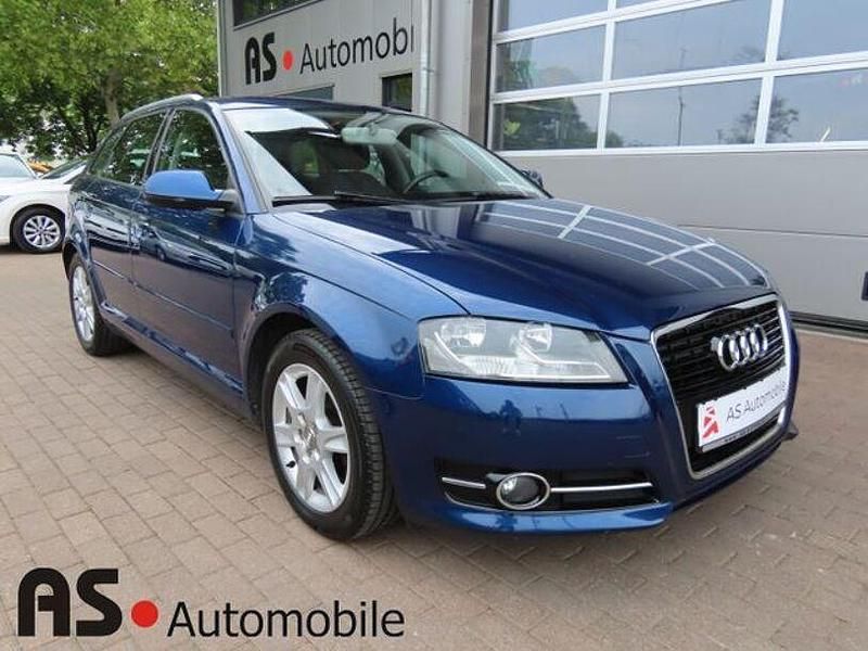 Andere Gebraucht 2012 Audi A3 Comfort Limousine | 6.390 € - Bild 1/4