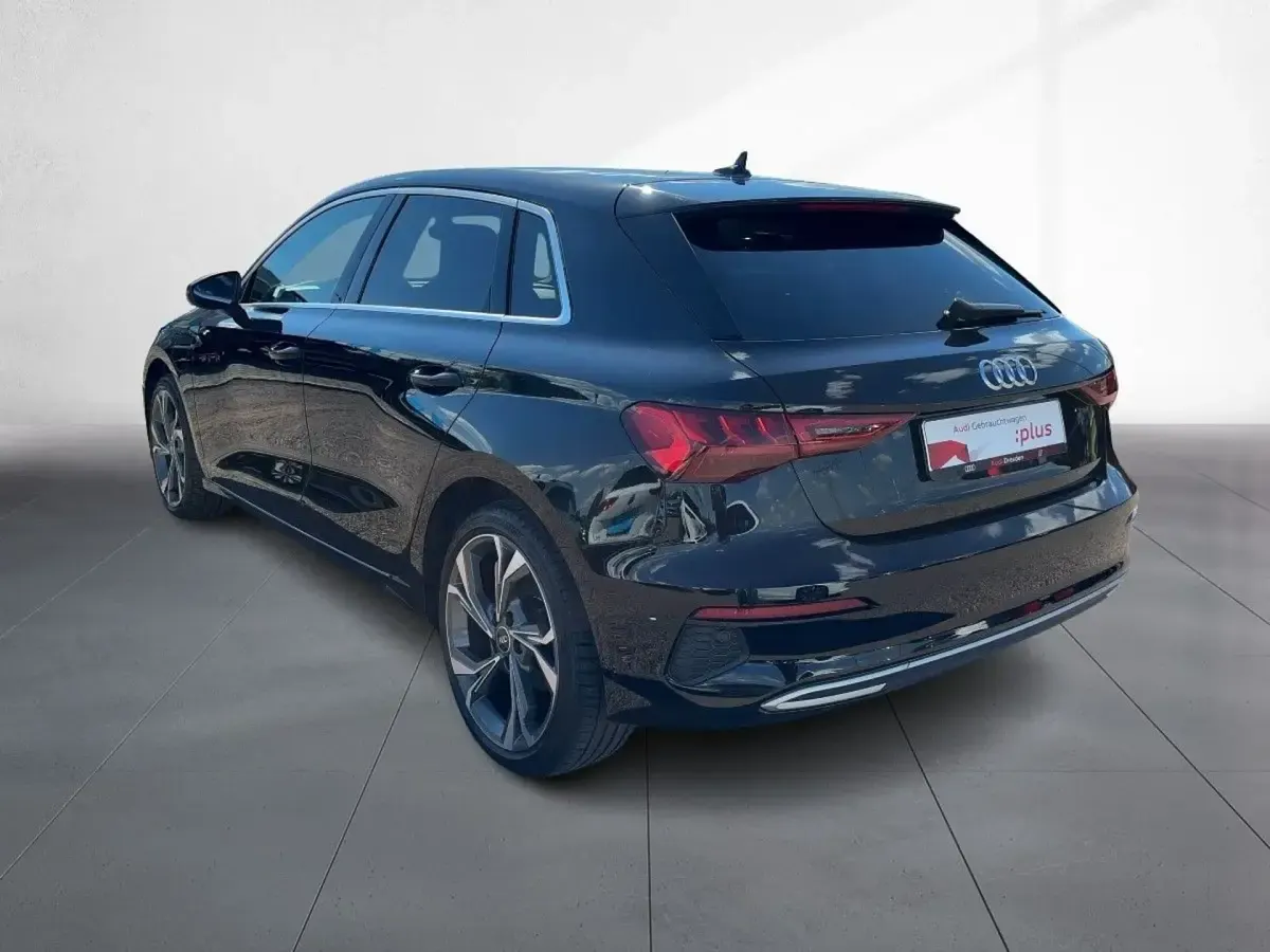 Gebraucht Audi A3 Sportback e-tron Advanced Plus 204 PS (150 kW) 2023 Brillantschwarz Kleinwagen